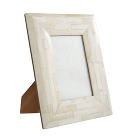 bone_photo_frame